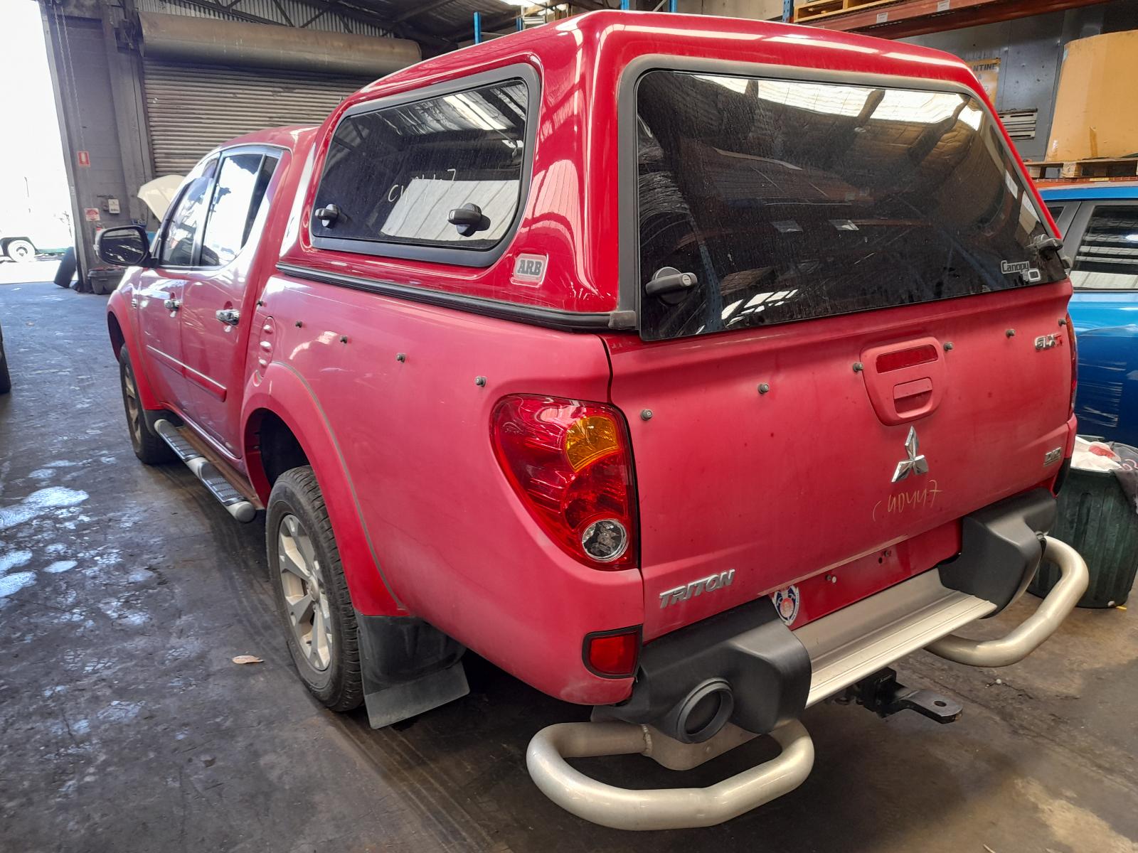 View Auto part Engine Mitsubishi Triton 2013