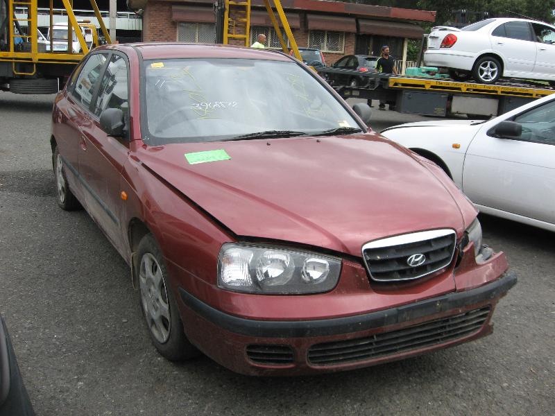 View Auto part Bonnet Lock/Support Hyundai Elantra 2002