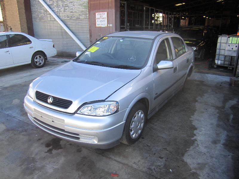 View Auto part Bonnet Hinge/Strut Holden Astra 2003