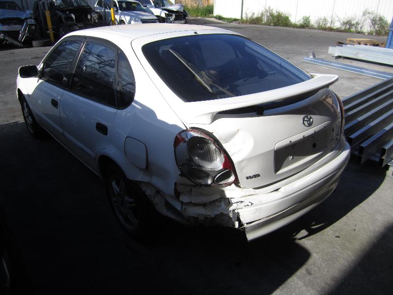 View Auto part null Toyota Corolla 2000