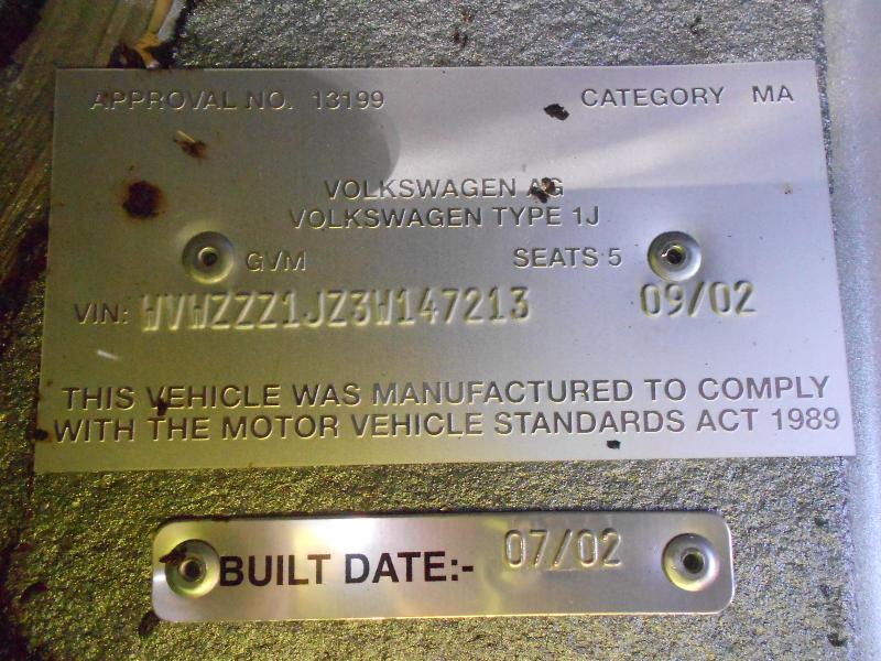 View Auto part Bonnet Hinge/Strut Volkswagen Golf 2002