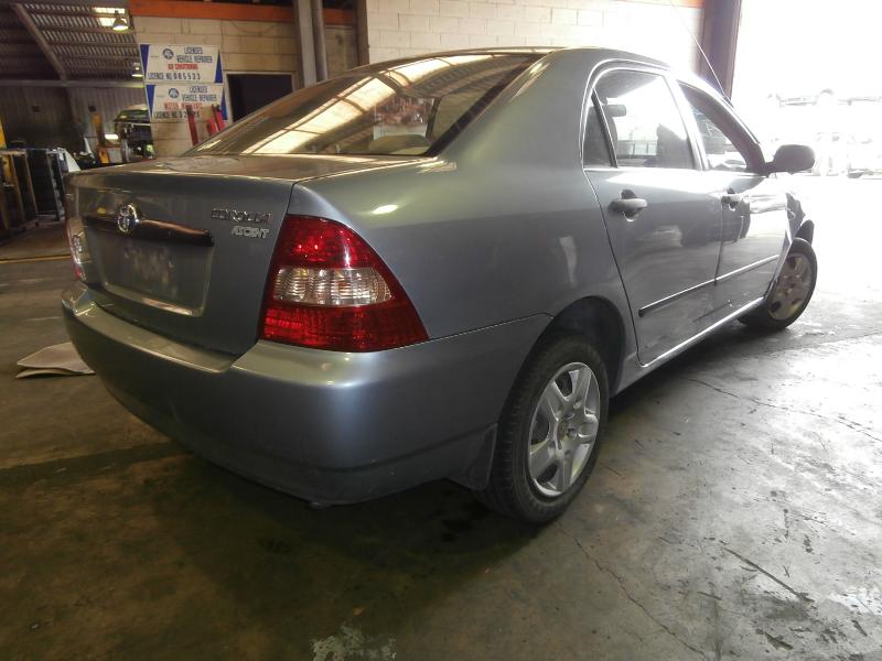 View Auto part Console Toyota Corolla 2004