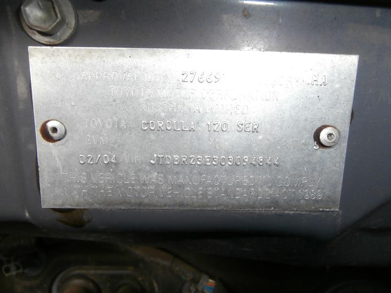 View Auto part Console Toyota Corolla 2004