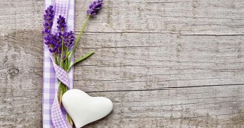 Lavender Oil- Top 14 Beauty Benefits And Uses
