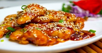 How to make Yummy and Spicy Honey Chilli Potato at Home!