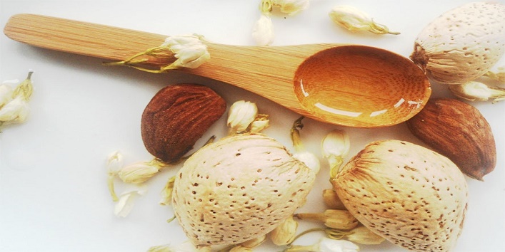 8 Natural Hacks To Get Silky Straight Hair Without Straighteners