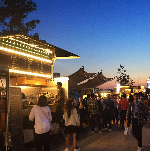 seoul night market
