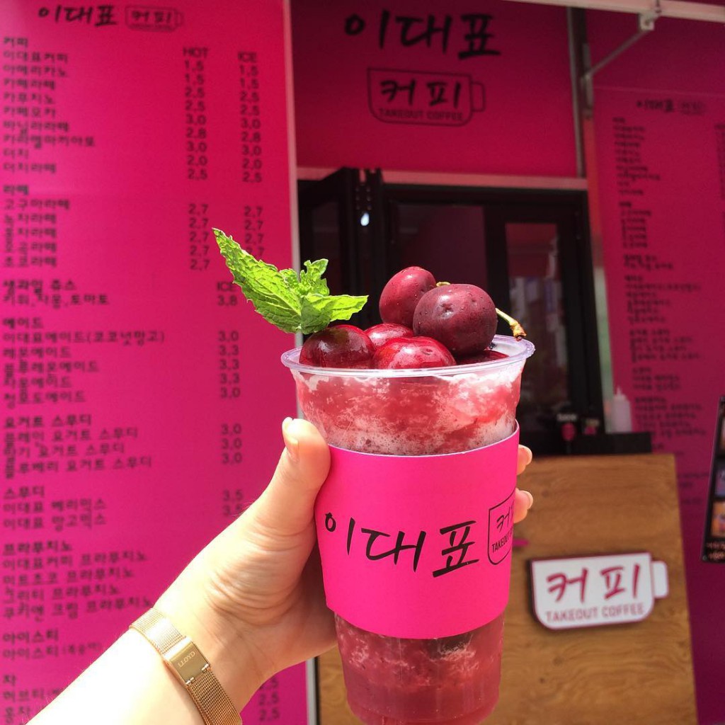 lee cafe 3