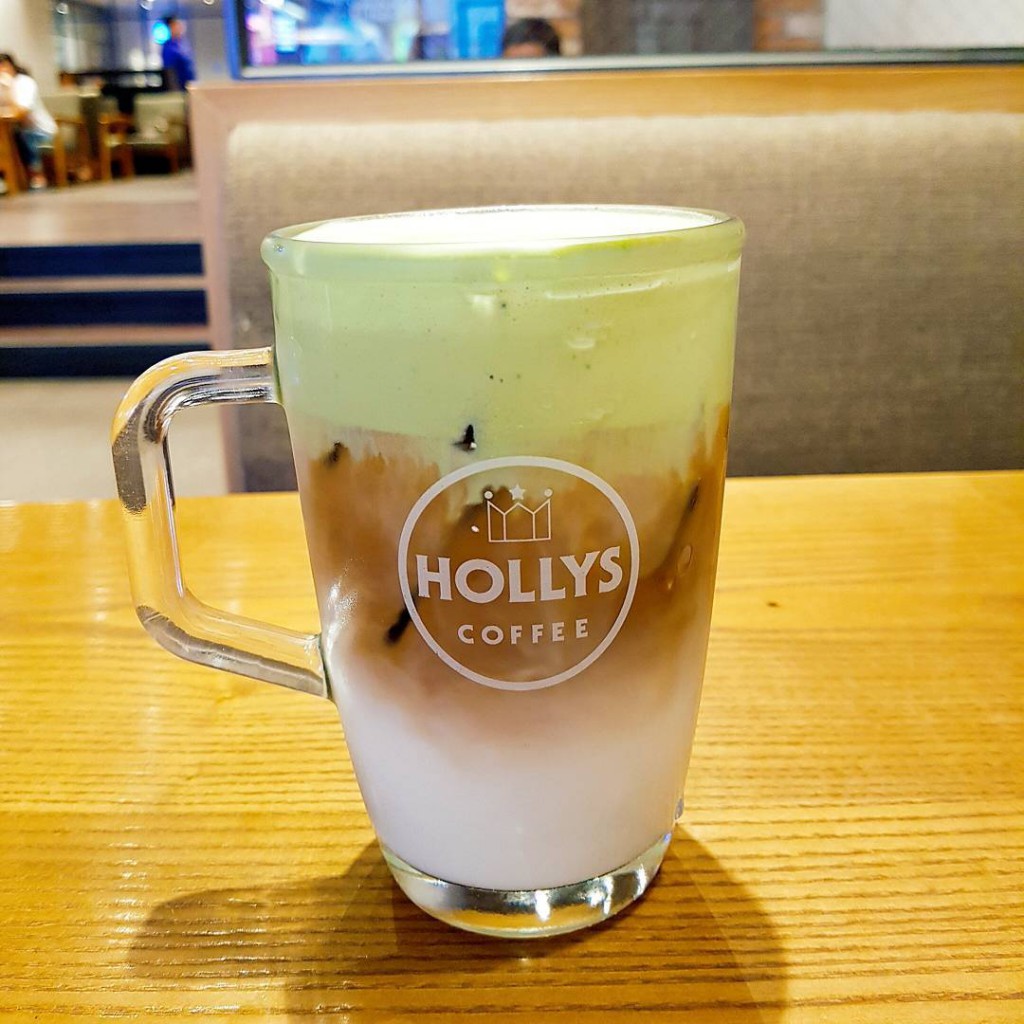 hollys coffee 9
