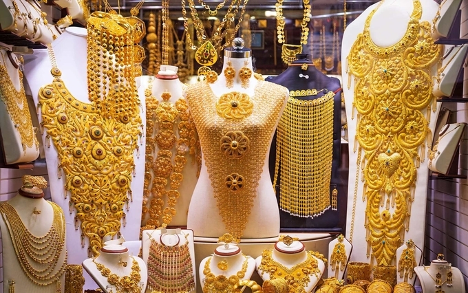 gold-in-dubai-kesari-tours