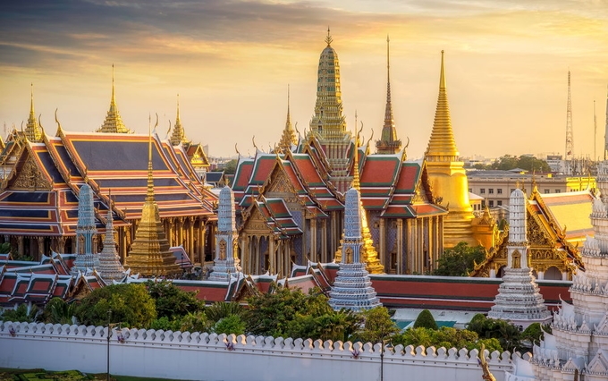 Visit the Grand Palace Bangkok