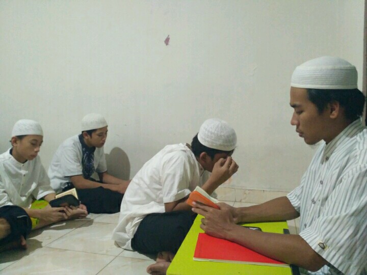 Kitabisa! - WAKAF RUMAH TAHFIDZ AT THIBB