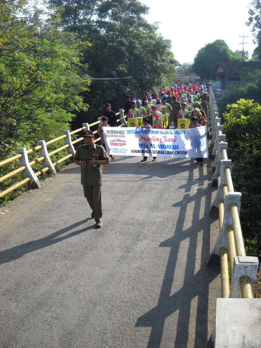(Foto Dokumentasi Dalam Rangka Haul Sesepuh Pondok Pesantren Al-Mubarokah Serta Khitanan Massal Anak Yatim Piatu dan Dhu'afah Tahun 2016)