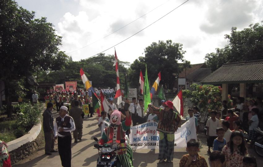 (Foto Dokumentasi Dalam Rangka Haul Sesepuh Pondok Pesantren Al-Mubarokah Serta Khitanan Massal Anak Yatim Piatu dan Dhu'afah Tahun 2016)