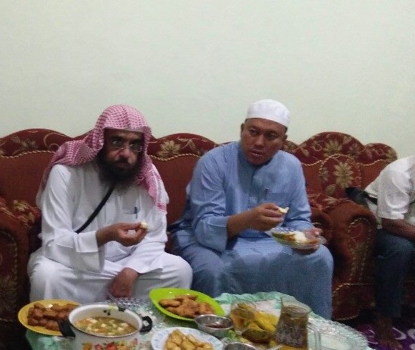 (Foto Dokumentasi Dalam Rangka Haul Sesepuh Pondok Pesantren Al-Mubarokah Serta Khitanan Massal Anak Yatim Piatu dan Dhu'afah Tahun 2016)