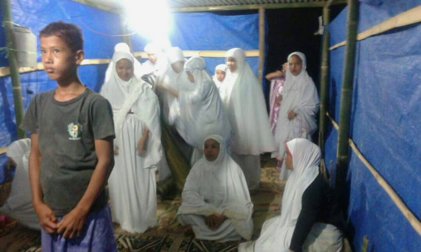 Kitabisa! - Membangun MASJID di Desa Sukababo yang masih TENDA