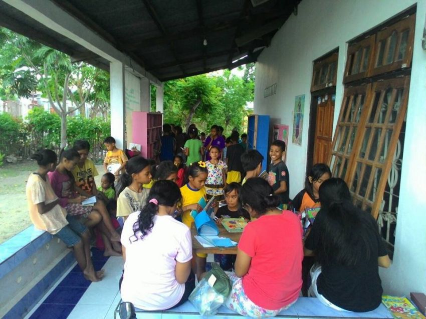


Namu Angu Reading Space, Sumba Timur