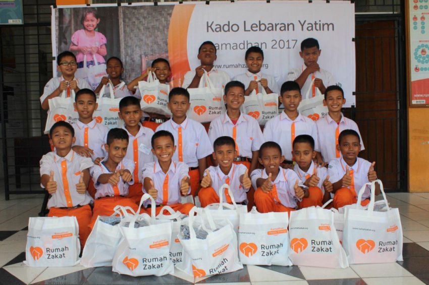 Kitabisa! - Kado Lebaran 1438 Anak Yatim