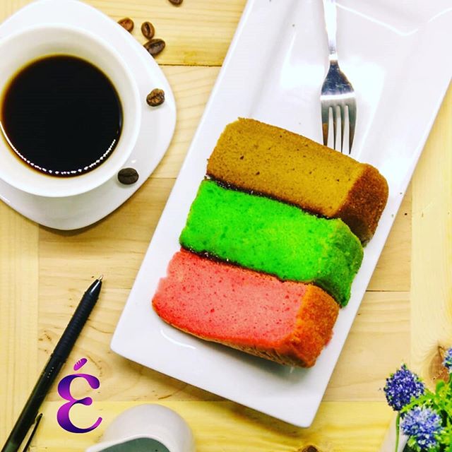 Momen - Momen Kue Manis