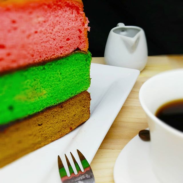 Momen - Momen Kue Manis