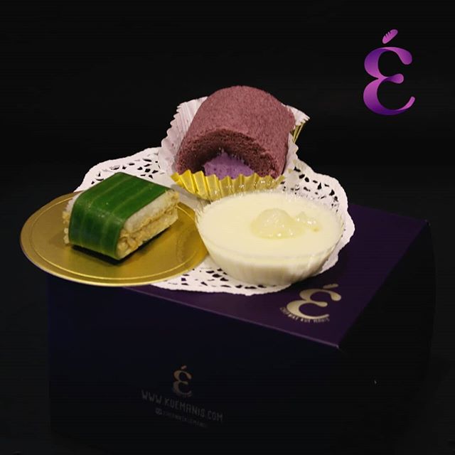 Momen - Momen Kue Manis