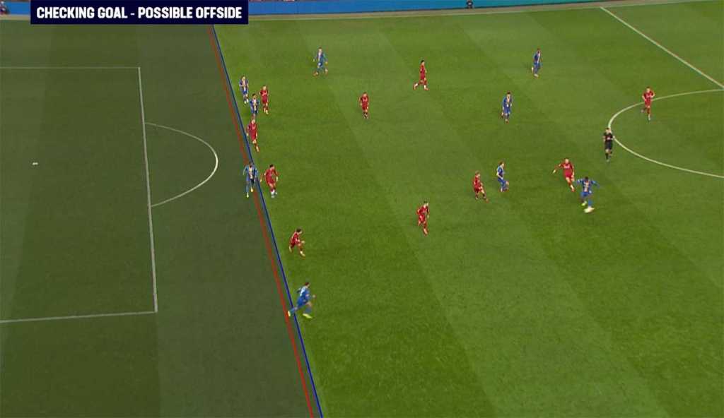 Gol Shrewsbury Town ke gawang Liverpool dianulir oleh wasit setelah melihat VAR
