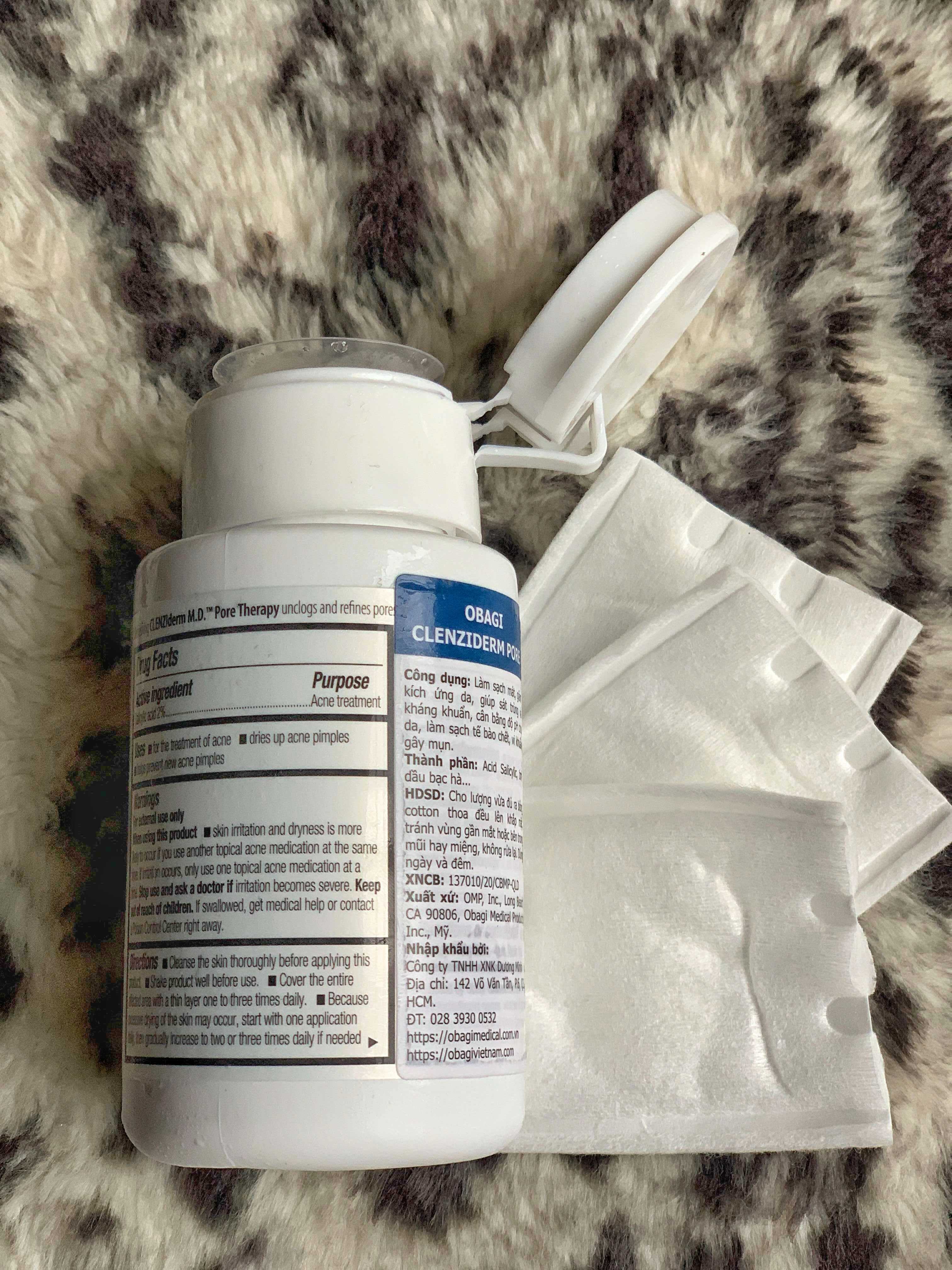 Toner BHA Obagi Clenziderm M.D. dùng để điều trị mụn, giúp làm sạch và thu nhỏ lỗ chân lông. Bài viết chia sẻ trải nghiệm và đánh giá hiệu quả sau 3 tháng sử dụng sản phẩm cho da hỗn hợp.