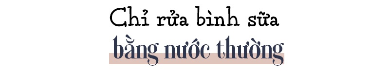 Chỉ rửa bình sữa bằng nước thường là nguyên nhân khiến con yêu dễ bị đau bụng. Điều này nhấn mạnh tầm quan trọng của việc vệ sinh bình sữa đúng cách cho mẹ và bé, đặc biệt trong thời tiết nóng ẩm, dễ gây ra vi khuẩn.