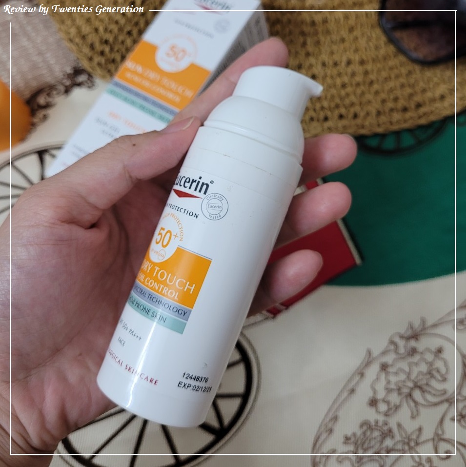 Kem chống nắng Eucerin Sun Dry Touch Acne Oil Control, sản phẩm được ưa chuộng cho làn da dầu và nhạy cảm, thích hợp bảo vệ khi đi biển. Trong bài viết, tác giả chia sẻ trải nghiệm về sản phẩm và lý do vì sao đây là sự lựa chọn tốt nhất cho da.