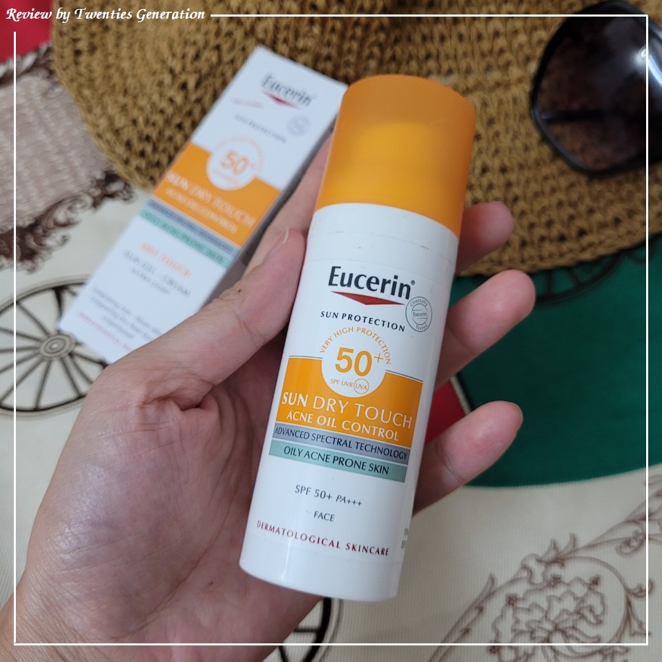Kem chống nắng Eucerin Sun Dry Touch Acne Oil Control được review bởi cô nàng "travel girl" với SPF 50+ giúp bảo vệ da dầu, phù hợp cho chuyến đi biển. Nhấn mạnh hiệu quả trong việc kiểm soát dầu và ngăn ngừa mụn.
