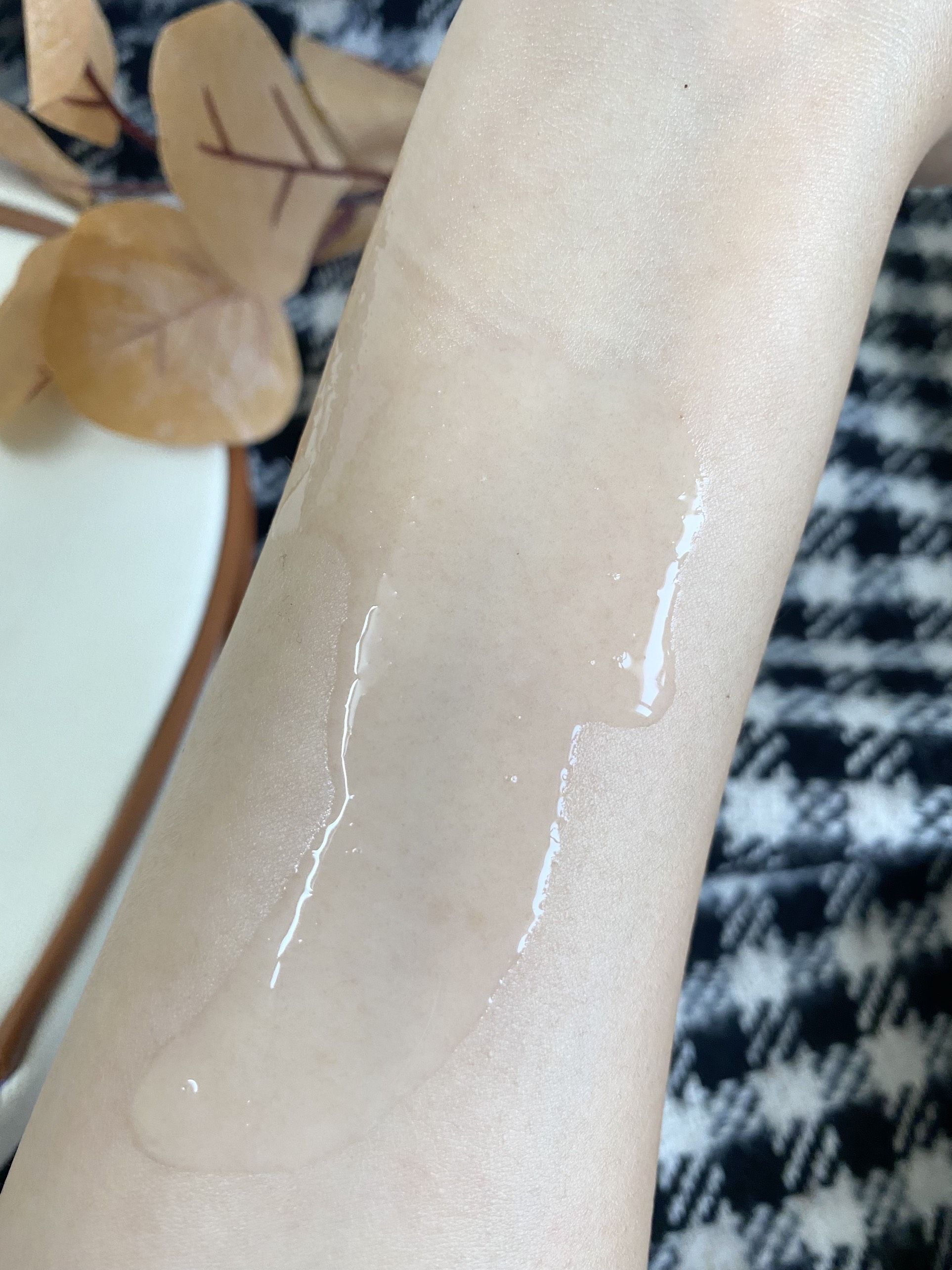 Toner 72% chiết xuất gạo từ 9Wishes, cấp ẩm vượt trội cho da khô. Sản phẩm nước cân bằng da tự nhiên, giúp cung cấp độ ẩm, lý tưởng cho những ai yêu thích review mỹ phẩm.