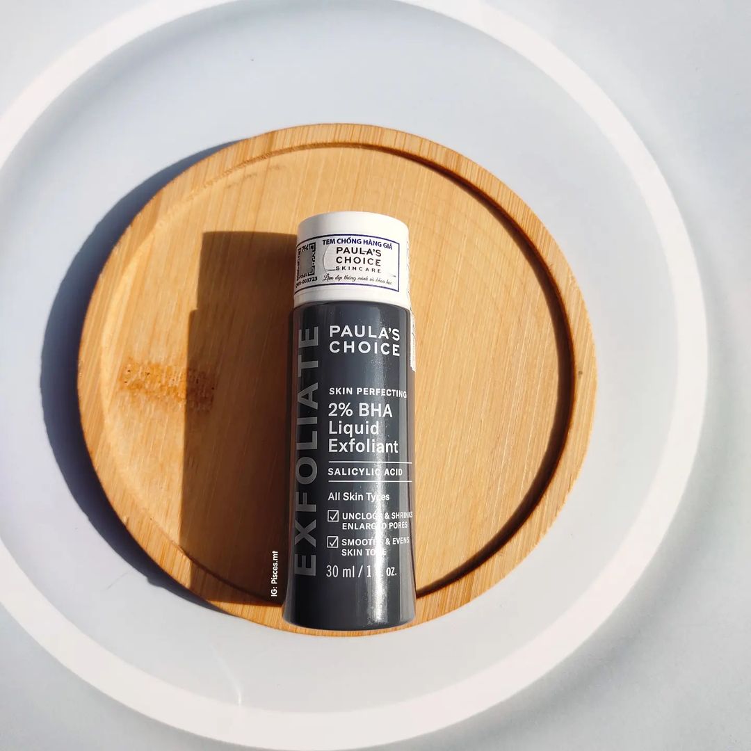BHA 2% của Paula's Choice, dung dịch tẩy da chết, review mỹ phẩm cho da dầu, giúp làm sạch lỗ chân lông và cải thiện tình trạng da. Thực phẩm làm đẹp đáng trải nghiệm cho mùa hè.