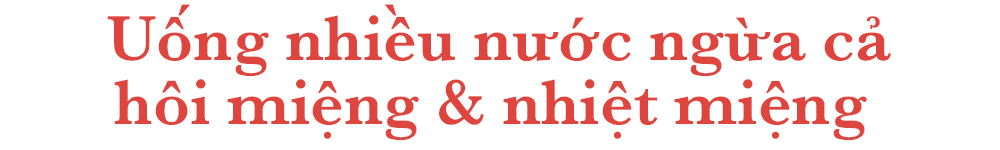 Uống nhiều nước ngừa cả hôi miệng & nhiệt miệng. Bài viết cung cấp mẹo vệ sinh răng miệng khi niềng răng, giúp ngừa sâu răng và giảm hiện tượng hóp má hiệu quả.