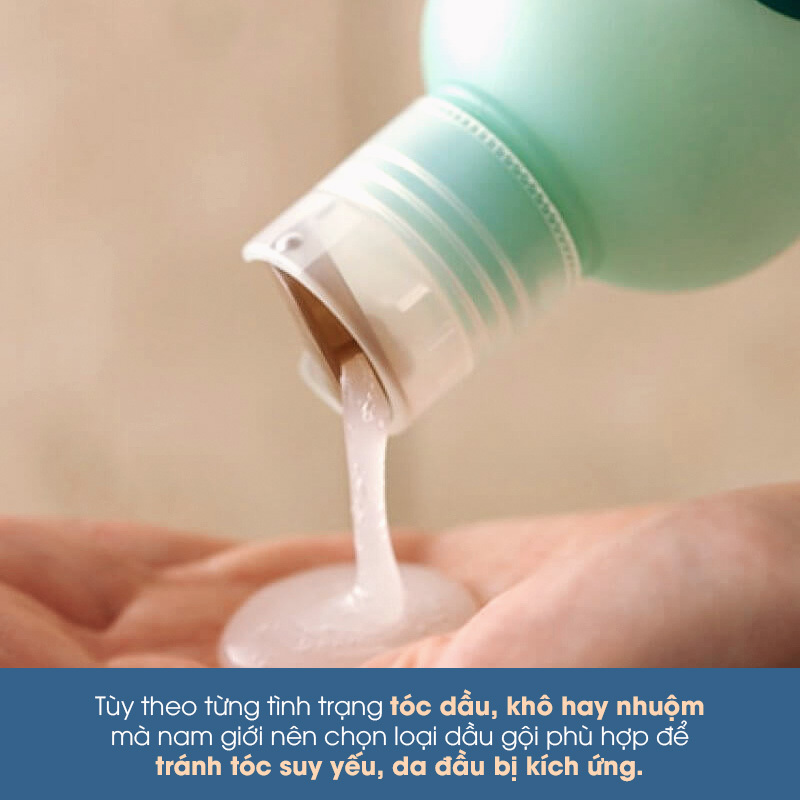 Tùy theo từng tình trạng tóc dầu, khô hay nhuộm mà nam giới nên chọn loại dầu gội phù hợp để tránh tóc suy yếu, da đầu bị kích ứng. Đọc ngay bài viết để hiểu thêm về nguyên nhân gây ra gàu và cách trị gàu cho nam giới hiệu quả, từ đó giúp bạn tránh mắc phải sai lầm hair care.
