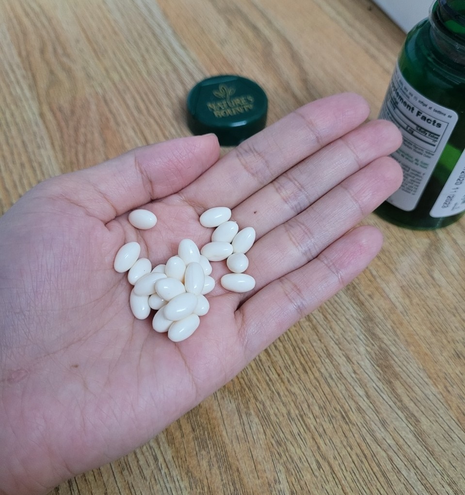 Viên uống Melatonin của Nature's Bounty, giải pháp cho tình trạng mất ngủ dai dẳng sau Covid, giúp dễ dàng vào giấc và ngủ sâu chỉ sau 15 phút, an toàn và hiệu quả với chi phí chưa tới 3k/ngày.