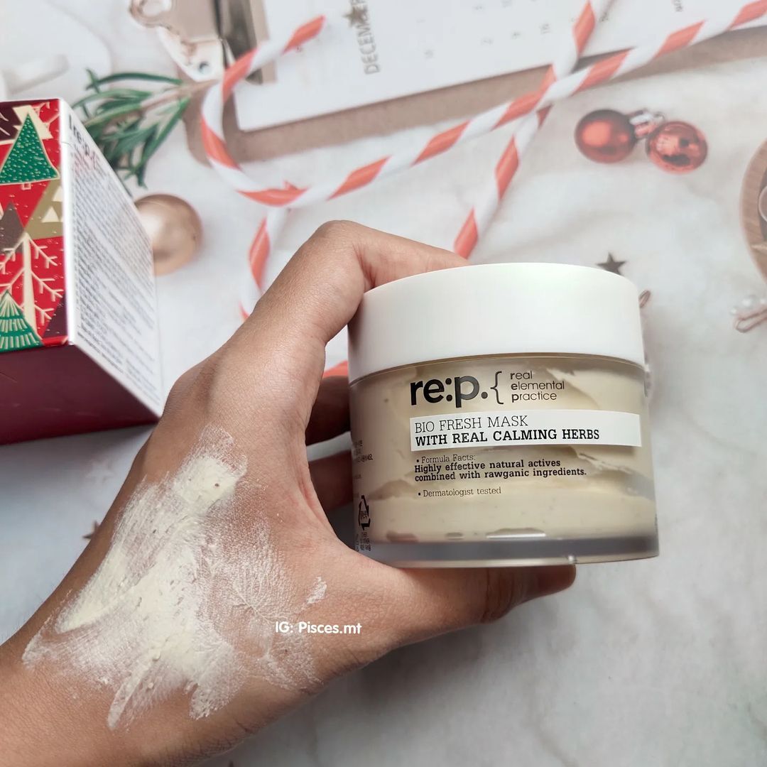 Mặt nạ đất sét Re:p Bio Fresh Mask With Real Calming Herbs dành cho làn da khô, được đánh giá có hiệu quả tốt. Bài viết review mặt nạ đất sét re:p sẽ cung cấp thông tin chi tiết và sự thật về sản phẩm này.