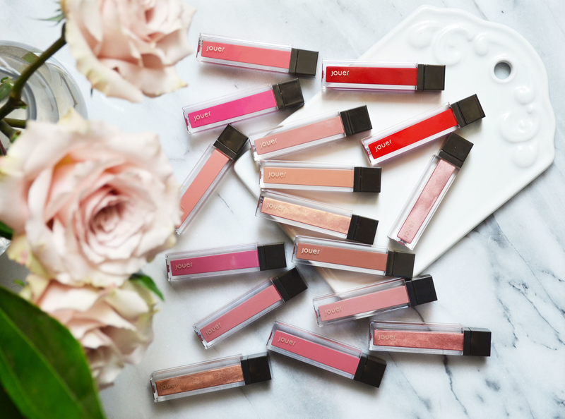 Khám phá 6 thỏi son kem "lạ" đang âm thầm khuấy đảo giới làm đẹp với những màu sắc độc đáo và chất lượng vượt trội. Chọn lựa hoàn hảo cho các tín đồ yêu thích son kem tại GWP Lixibox, Vietnam.