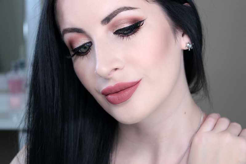 Hình ảnh 8 | 6 THỎI SON KEM "LẠ" ĐANG ÂM THẦM KHUẤY ĐẢO GIỚI LÀM ĐẸP | Lixibox