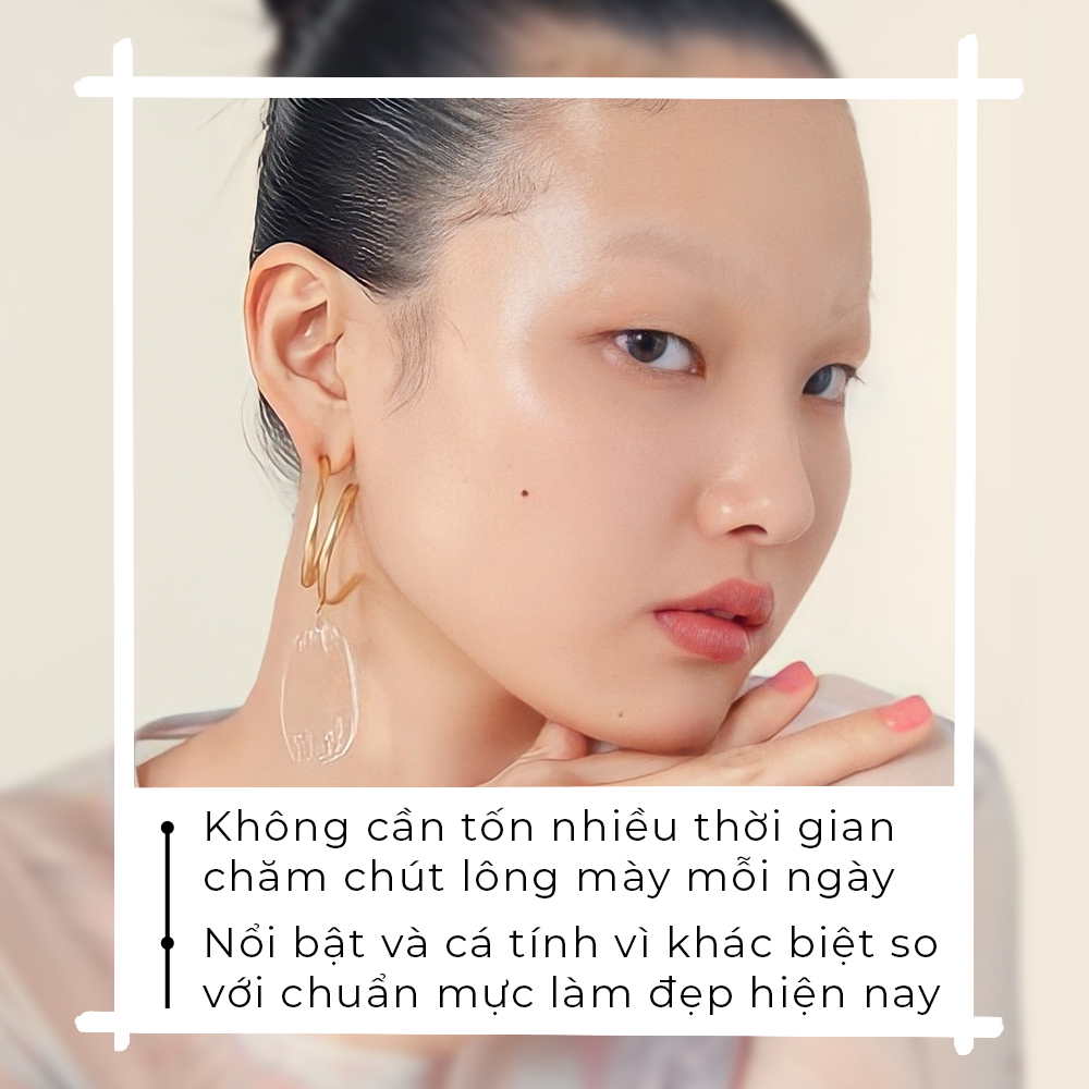 Trào lưu không chân mày đang trở thành xu hướng làm đẹp 2022 hot trend được nhiều ngôi sao Hollywood yêu thích. Bài viết khám phá lí do và cách làm nổi bật cá tính với lông mày tẩy trắng dễ dàng.