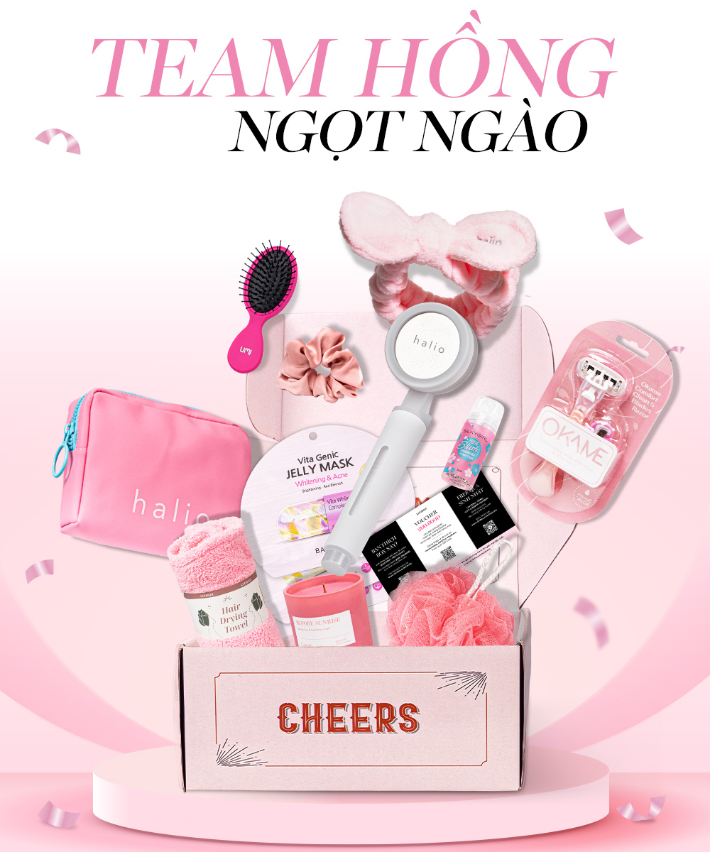 Quà tặng GWP tháng 10 với hộp quà màu hồng ngọt ngào, bao gồm nhiều sản phẩm chăm sóc sắc đẹp từ Lixibox. Lựa chọn hoàn hảo cho dịp 20/10 để tặng cho người phụ nữ bạn yêu thương.