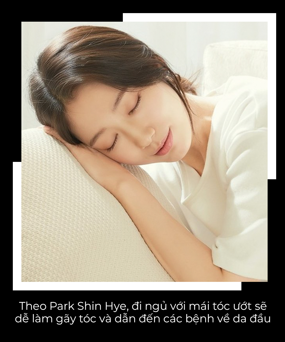 Theo Park Shin Hye, đi ngủ với mái tóc ướt sẽ dễ làm gãy tóc và dẫn đến các bệnh về da đầu. Khám phá thêm mẹo chăm sóc tóc từ sao Hàn như snsD, NCT và Lixibox để sở hữu mái tóc khỏe đẹp.