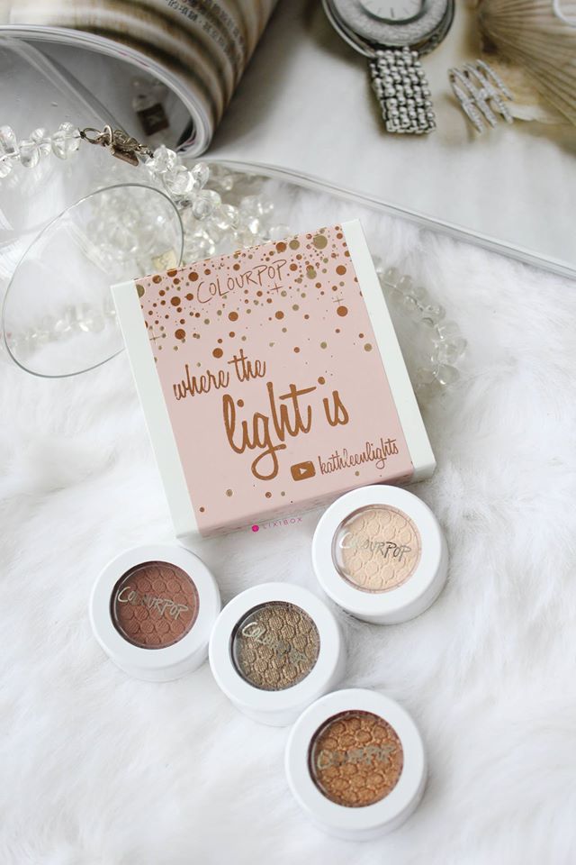 Bảng phấn mắt "Where the Light Is" của ColourPop, bao gồm bốn gam màu phong phú trong các hũ trắng, mang đến sự lựa chọn hoàn hảo cho các tín đồ làm đẹp. Khám phá 5 bảng phấn mắt tốt nhất được giới làm đẹp công nhận.