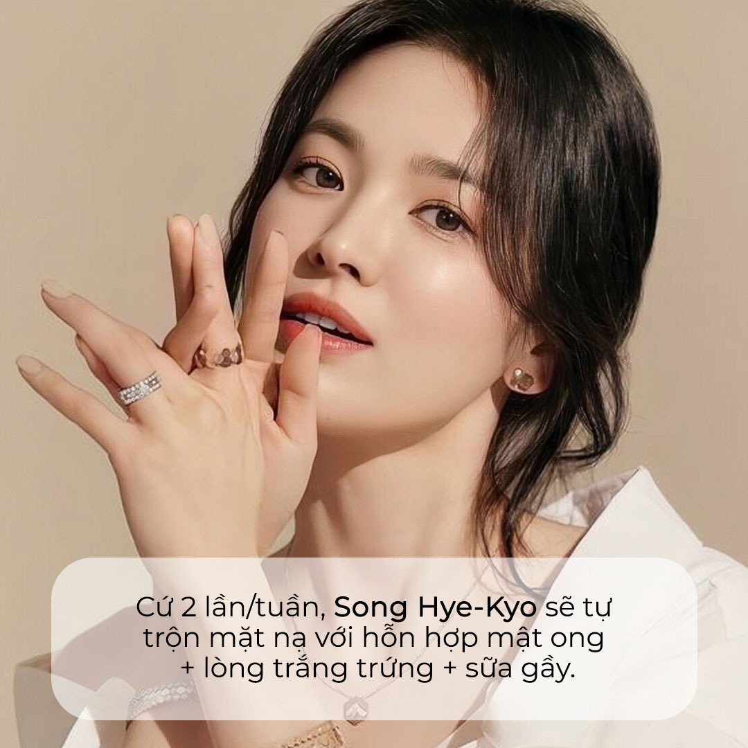Cùng khám phá bí quyết skincare đặc biệt của sao Hàn như Song Hye-kyo với mặt nạ từ mật ong, lòng trắng trứng và sữa gầy, giúp sở hữu làn da trắng sáng, mịn màng và tự tin đón Tết. Mẹo skincare từ Lixibox sẽ giúp bạn chăm sóc da mặt hiệu quả.