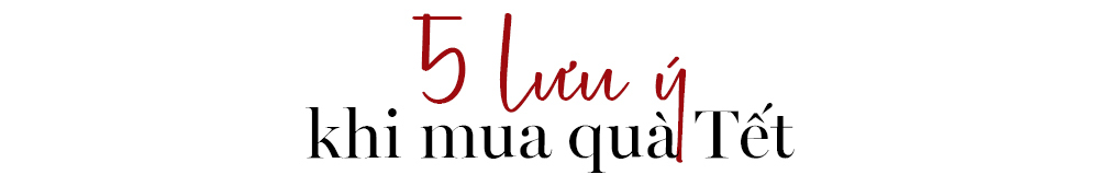 5 lưu ý khi mua quà Tết để mang đến những món quà tặng ý nghĩa. Tìm hiểu thêm về quà tặng Tết, loạt gợi ý từ Lixibox và các ưu đãi hấp dẫn cho mùa lễ hội này.
