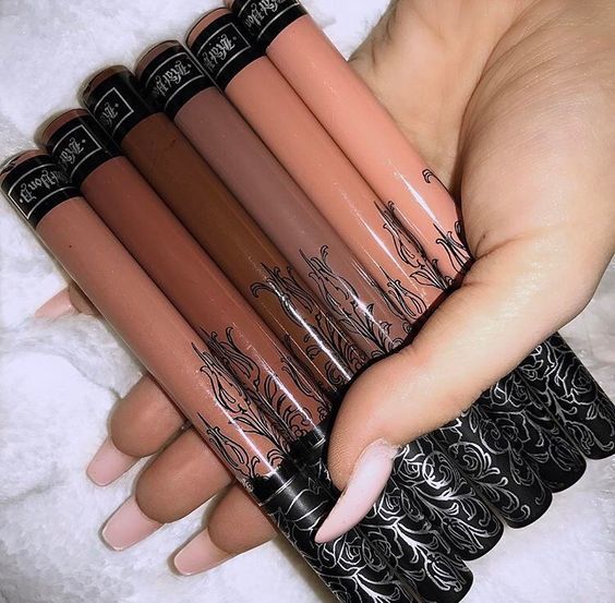 Bộ sưu tập 6 thỏi son kem lỳ "độc" và "chất" nhất hiện nay đang gây bão trong giới làm đẹp. Khám phá gợi ý từ Lixibox với các sản phẩm nổi bật từ nhiều thương hiệu yêu thích. GWP Việt Nam.