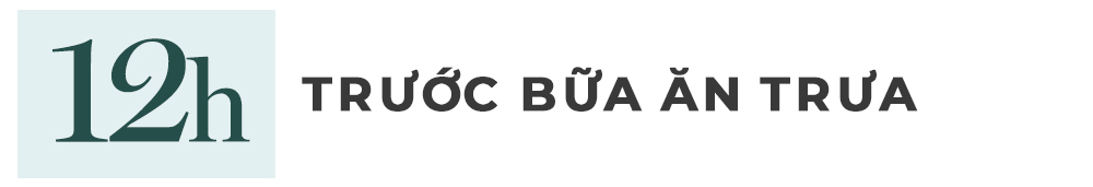 Khung giờ 12h, trước bữa ăn trưa. Với Lixibox Skincare, nhớ rằng khung giờ uống nước này rất quan trọng giúp duy trì sức khoẻ, giảm cân và làm đẹp da.