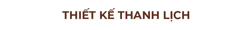 Thiết kế thanh lịch của Máy Uốn Tóc Tự Xoay Ion Âm Halio InstaCurl Premium màu Pearl White, phù hợp với phong cách làm đẹp hiện đại, thu hút sự chú ý và mang lại lựa chọn đa dạng cho tín đồ làm đẹp. Lixibox Halio đem đến sản phẩm hoàn hảo cho mái tóc bạn.