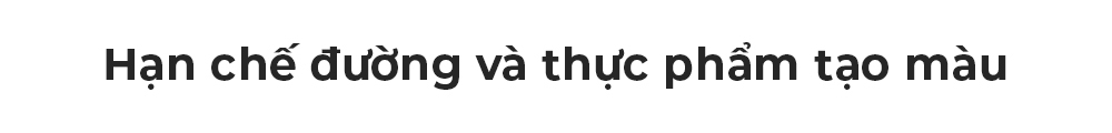 Hạn chế đường và thực phẩm tạo màu để duy trì hàm răng trắng sáng. Tìm hiểu thêm về những cách làm trắng răng an toàn tại nhà cùng Lixibox Dental.