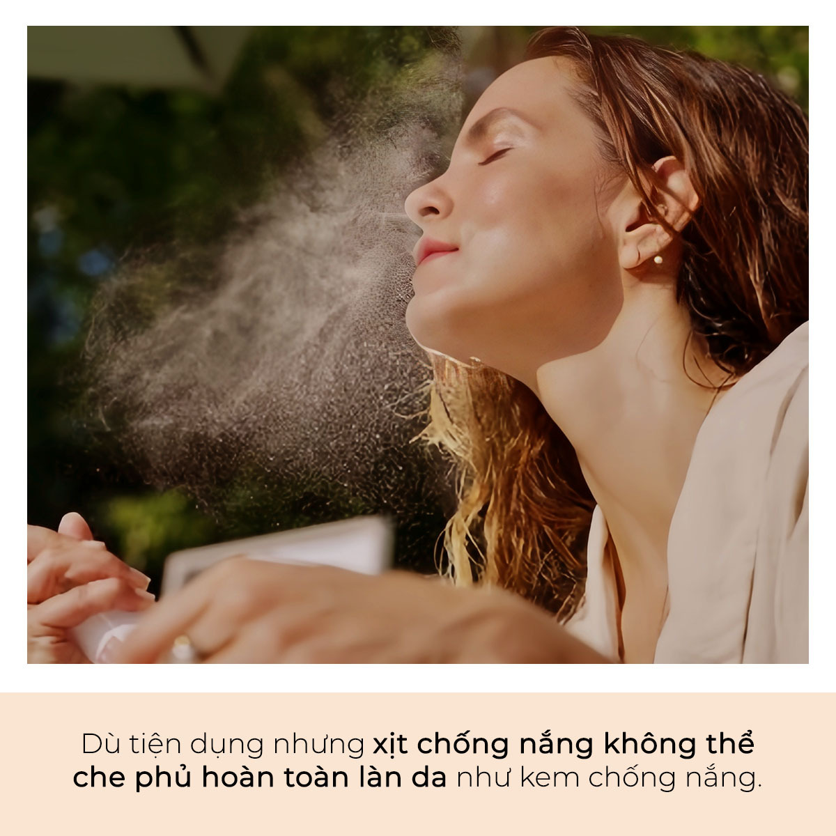 Dù tiên dụng nhưng xịt chống nắng không thể che phủ hoàn toàn làn da như kem chống nắng. Bài viết giải thích tại sao da vẫn bị đen sạm và cháy nắng dù đã sử dụng sản phẩm chống nắng, cùng tìm hiểu các sai lầm chống nắng thường gặp.