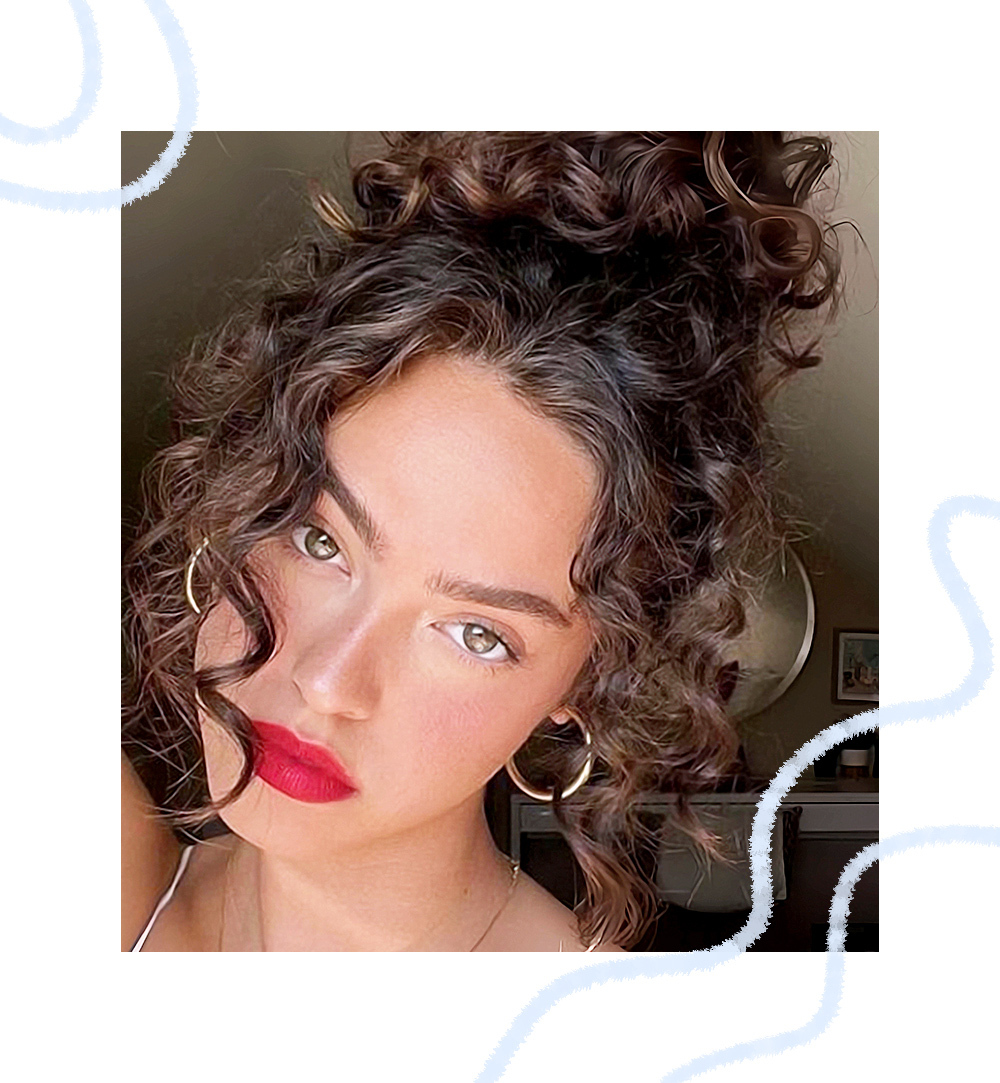 Khám phá 10 kiểu tóc đẹp & siêu "ăn ảnh" cho bạn trong chuyến du lịch. Lixibox Haircare giới thiệu những kiểu tóc đẹp cho nữ, dễ thực hiện và trendy, giúp nâng tầm visual để có album hình "sống ảo" chất lừ.